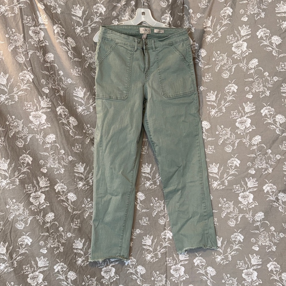LOGO by Lori Goldstein Boyfriend Jeans